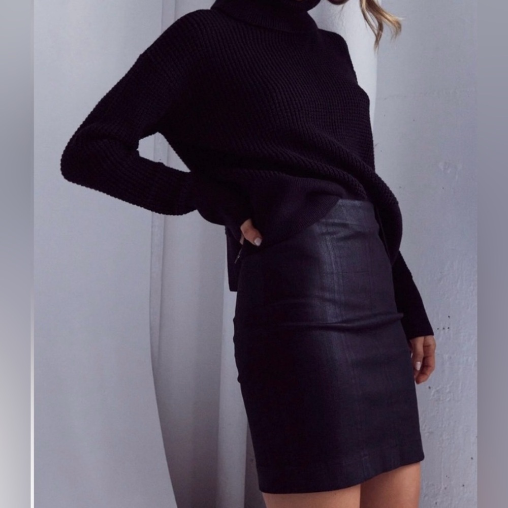 VETTA Leatherette black mini skirt with removable wrap